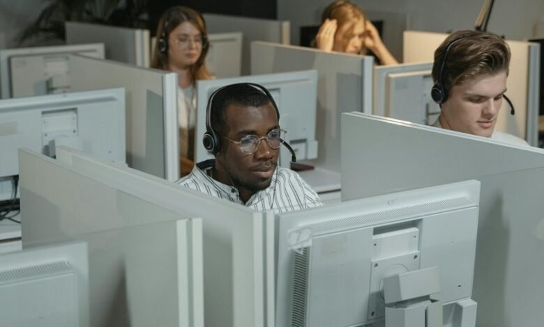 suspicious caller hotline detection